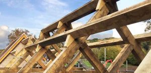 PWH Building new oak truss in New Forest barn renovation