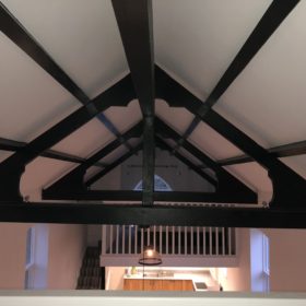 Chapel conversion oak truss